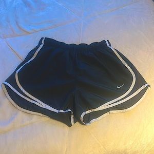 Nike Women's Tempo Running Shorts COLOR: Black/Blk/White/Wolf Grey